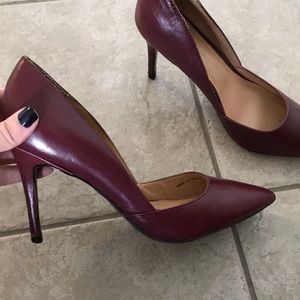 Last day: Banana Republic pumps